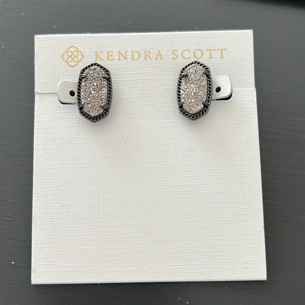 NWT KENDRA Scott Ellie Earrings in gunmetal & gray drusy